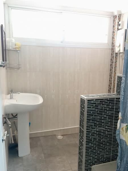 นาคนิวาส 37 แยก2-19, Bangkok, Lat Phrao, Lat Phrao, Bangkok, 4 Bedrooms, 235 sqm, Single Detached House For Sale, by Pimlada Lertritrungmanee, 500220619 - DDproperty.com