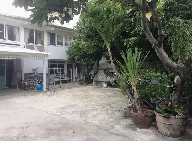 นาคนิวาส 37 แยก2-19, กรุงเทพ, ลาดพร้าว, ลาดพร้าว, กรุงเทพ, 235 ตร.ม., บ้านเดี่ยว ขาย, โดย Pimlada Lertritrungmanee, 500220619 - DDproperty.com