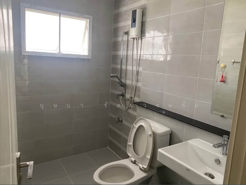 Perfect Place Wongwaen-Ramkhamhaeng, Bangkok, 94 Kheha Rom Klao Road, Khlong Song Ton Nun, Lat Krabang, Bangkok, 3 Bedrooms, 232 sqm, Single Detached House For Rent, by บุษบา รัตนวงษ์ชัย, 500220647 - DDproperty.com