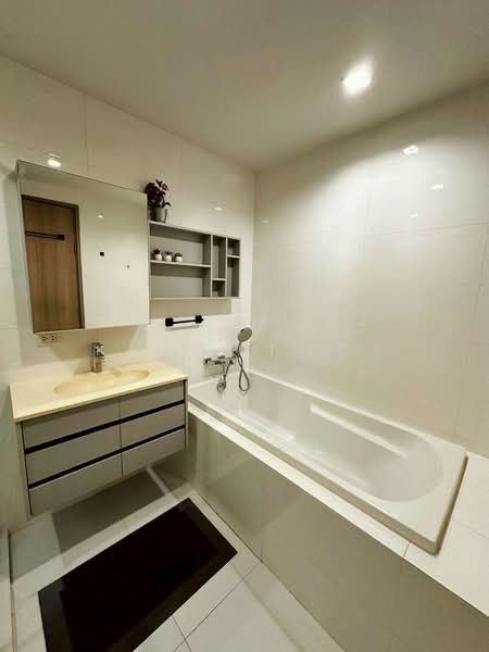 HQ Thonglor by Sansiri, Bangkok, Sukhumvit Road, Khlong Tan Nua, Watthana, Bangkok, 1 Bedroom, 50 sqm, Condo For Rent, by Khun Toey เตย, 500220652 - DDproperty.com