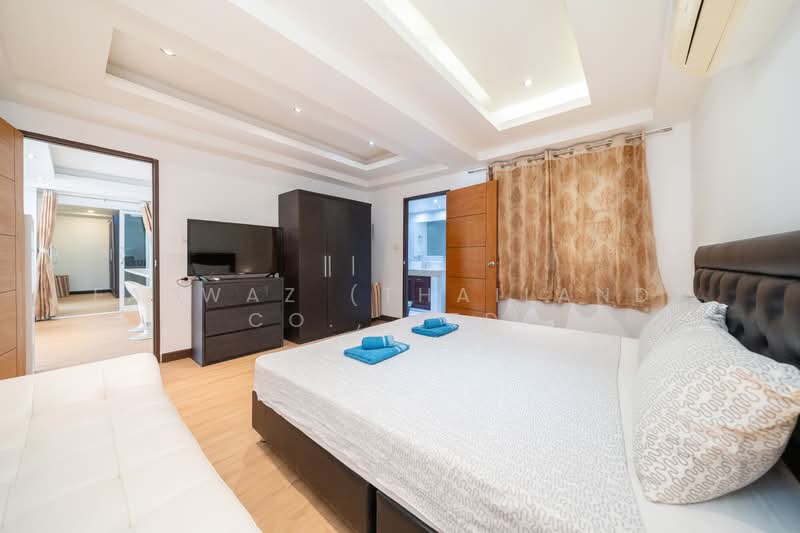 Luxury 5 Bedroom Villa for Sale in Phuket Thailand Jungle Village Pool Villa, Phuket, Kammala, Kathu, Phuket, 5 Bedrooms, 166 sqm, Villa For Sale, by Fazwaz (Thailand) Co., Ltd., 500220653 - DDproperty.com