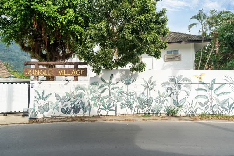 วิลล่าหรู 5 ห้องนอน ขายใน ภูเก็ต ประเทศไทย Jungle Village ทำเลดี มีสระส่วนตัว, ภูเก็ต, กมลา, กะทู้, ภูเก็ต, 166 ตร.ม., วิลล่า ขาย, โดย Fazwaz (Thailand) Co., Ltd., 500220653 - DDproperty.com