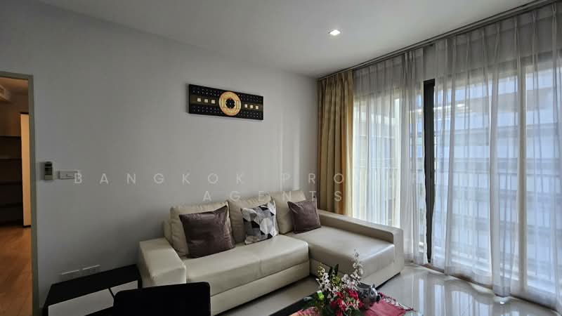 Noble Solo, Bangkok, 988 Thong Lo, Khlong Tan Nua, Watthana, Bangkok, 1 Bedroom, 52 sqm, Condo For Rent, by BANGKOK PROPERTY AGENTS, 500220655 - DDproperty.com