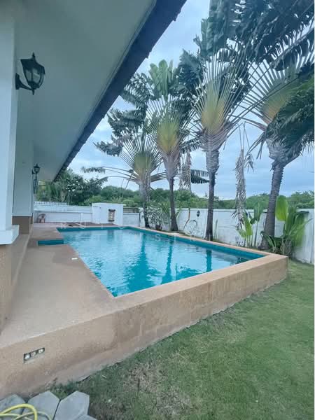 Pool Villa ให้เช่า - ใกล้รร.นานาชาติลานนา-หางดง เพียง 5 นาที ค่าเช่า 40,000 บาท / เดือน No.14P020, Chiang Mai, San Phak Wan, Hang Dong, Chiang Mai, 3 Bedrooms, 400 sqm, Single Detached House For Rent, by Rutchaporn Tunsiri, 500220665 - DDproperty.com