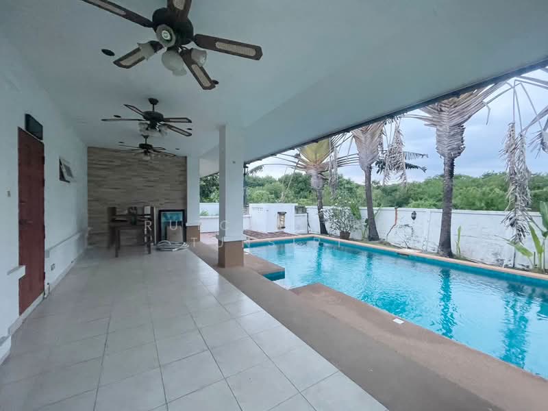 Pool Villa ให้เช่า - ใกล้รร.นานาชาติลานนา-หางดง เพียง 5 นาที ค่าเช่า 40,000 บาท / เดือน No.14P020, Chiang Mai, San Phak Wan, Hang Dong, Chiang Mai, 3 Bedrooms, 400 sqm, Single Detached House For Rent, by Rutchaporn Tunsiri, 500220665 - DDproperty.com