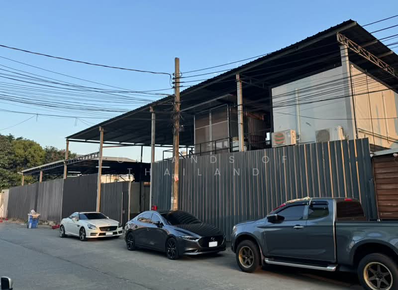 ขาย ที่ดิน พร้อมโกดัง ถนนพัฒนาการ (ถนนกว้างทำเลสะดวก) เนื้อที่ 375 ตร.วา พื้น 1500 - 2000 ตร.ม., กรุงเทพ, พัฒนาการ, สวนหลวง, สวนหลวง, กรุงเทพ, 1,500 ตร.ม., โกดัง-โรงงาน ขาย, โดย TopLands of Thailand, 500220682 - DDproperty.com