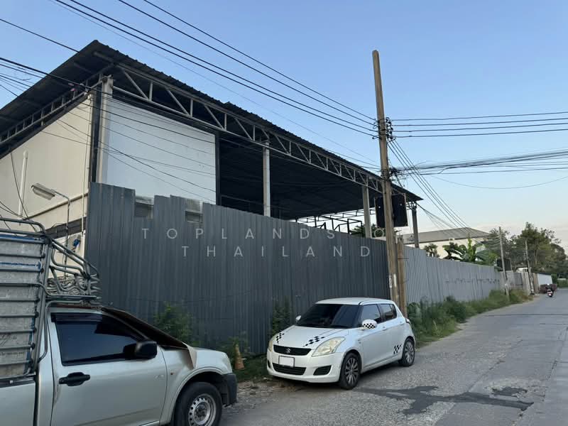 ขาย ที่ดิน พร้อมโกดัง ถนนพัฒนาการ (ถนนกว้างทำเลสะดวก) เนื้อที่ 375 ตร.วา พื้น 1500 - 2000 ตร.ม., กรุงเทพ, พัฒนาการ, สวนหลวง, สวนหลวง, กรุงเทพ, 1,500 ตร.ม., โกดัง-โรงงาน ขาย, โดย TopLands of Thailand, 500220682 - DDproperty.com