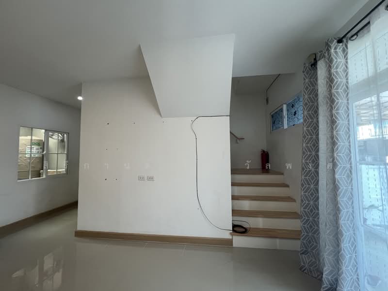 Q District Westgate : คิว ดิสทริค เวสต์เกต, นนทบุรี, ถนน จันทร์ทองเอี่ยม, บางรักพัฒนา, บางบัวทอง, นนทบุรี, 106 ตร.ม., ทาวน์เฮ้าส์ ขาย, โดย สิรีกานต์ สิริชวัลพงศ์, 500220684 - DDproperty.com