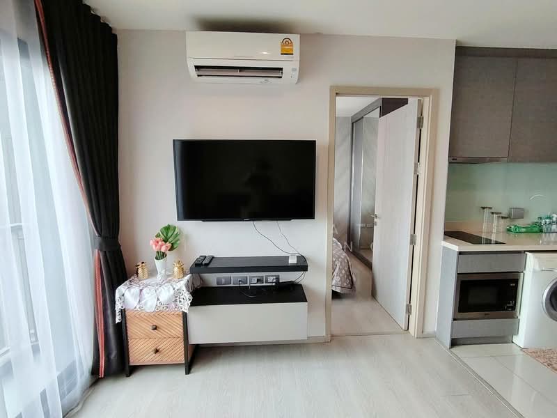 Rhythm Sukhumvit 36-38, Bangkok, 55 Soi Sukhumvit 36, Sukhumvit Road, Phra Kanong, Khlong Toei, Bangkok, 1 Bedroom, 34 sqm, Condo For Rent, by Nareerat Pimsawang, 500220688 - DDproperty.com