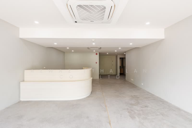 ขายโรงแรมป่าตอง 14 ห้อง บูทีคพร้อมพื้นที่ดาดฟ้าเพื่อสร้างรายได้, ภูเก็ต, ป่าตอง, กะทู้, ภูเก็ต, 3,000 ตร.ม., ตึกแถว-อาคารพาณิชย์ ขาย, โดย Fazwaz (Thailand) Co., Ltd., 500220705 - DDproperty.com