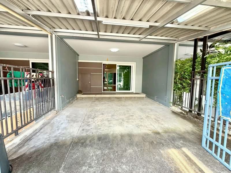 10S0115 This house for sale 3,490,000 baht 3 bedroom 2 bathroom at muang, Phuket, Ratsada, Muang Phuket, Phuket, 3 Bedrooms, 120 sqm, Semi-Detached House (Twin House) For Sale, by PK LIFE Property, 500220718 - DDproperty.com