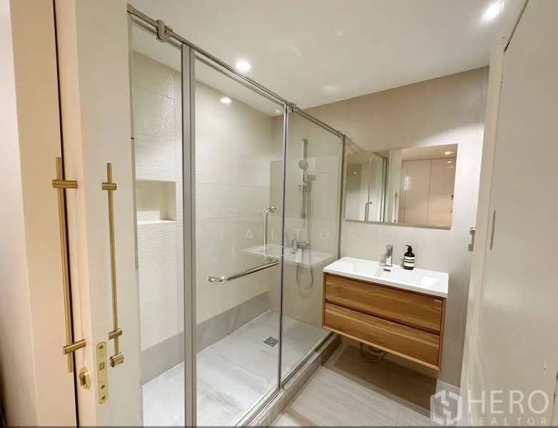 D.S. Tower 2 Sukhumvit 39, Bangkok, Soi Sukhumvit 39, Khlong Tan Nua, Watthana, Bangkok, 2 Bedrooms, 139 sqm, Condo For Rent, by Hero Realtor Co., Ltd., 500220723 - DDproperty.com