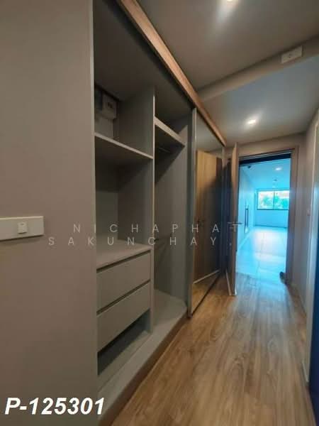 Blossom Condo @ Sathorn-Charoenrat, Bangkok, Charoen Rat Road, Thung Wat Don, Sathon, Bangkok, 1 Bedroom, 30 sqm, Condo For Rent, by Nichaphat Sakunchayapha, 500220724 - DDproperty.com