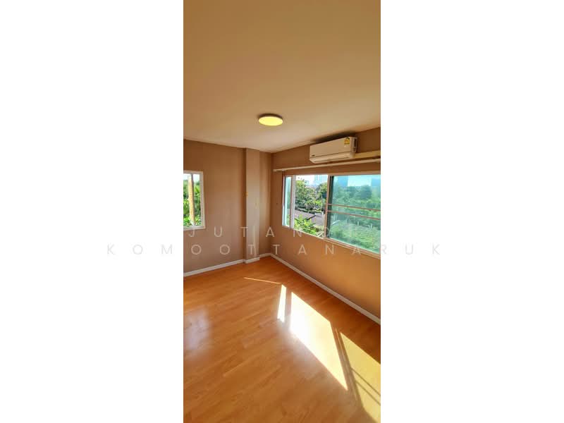 ขายทาวน์โฮม 3 ชั้น หลังมุม ปรับปรุงใหม่ทั้งหลัง หมู่บ้านวิรัลพัชร Exclusive เดินทางสะดวก ใกล้รถไฟฟ้า, กรุงเทพ, หนองบอน, ประเวศ, กรุงเทพ, 240 ตร.ม., ทาวน์เฮ้าส์ ขาย, โดย Jutanon Komoottanaruk, 500220736 - DDproperty.com