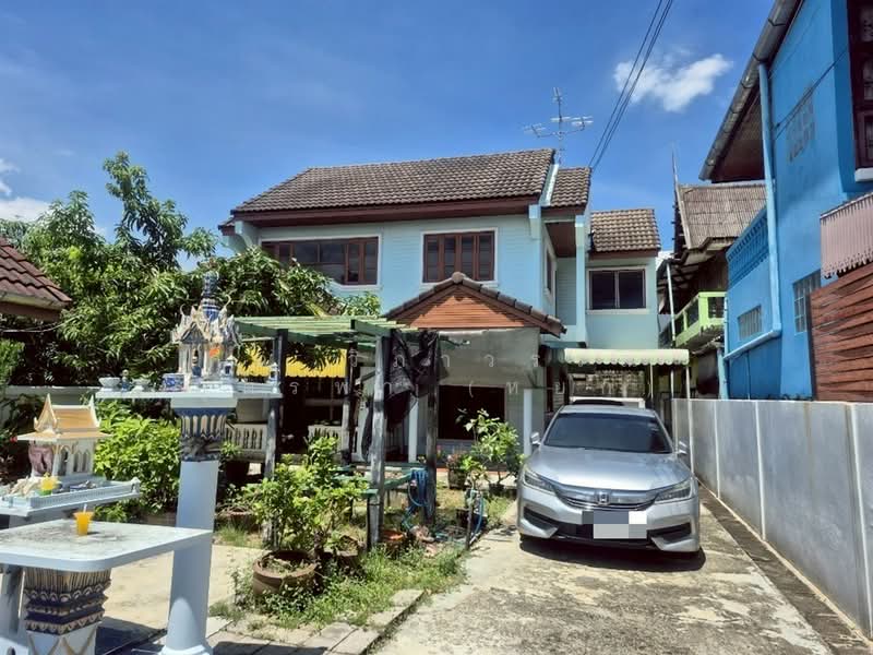 บ้านเดี่ยว 2 ชั้น 96 ตร.ว. บ้านเดี่ยว ซอยบรมราชชนนี74 แยก1 ถนนบรมราชชนนี, Bangkok, ถนนบรมราชชนนี, Sala Thammasop, Thawi Watthana, Bangkok, 5 Bedrooms, 400 sqm, Single Detached House For Sale, by คุณ วิภาวรรณ บุตรพา (หยก), 500220744 - DDproperty.com