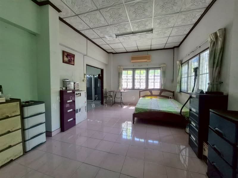 บ้านเดี่ยว 2 ชั้น 96 ตร.ว. บ้านเดี่ยว ซอยบรมราชชนนี74 แยก1 ถนนบรมราชชนนี, กรุงเทพ, ถนนบรมราชชนนี, ศาลาธรรมสพน์, ทวีวัฒนา, กรุงเทพ, 400 ตร.ม., บ้านเดี่ยว ขาย, โดย คุณ วิภาวรรณ บุตรพา (หยก), 500220744 - DDproperty.com