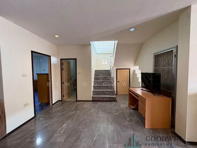 View Point Villas, Chon Buri (Pattaya), Nong Pru, Bang Lamung (Pattaya), Chon Buri (Pattaya), 3 Bedrooms, 220 sqm, Villa For Sale, by Bam Goodwin, 500220781 - DDproperty.com