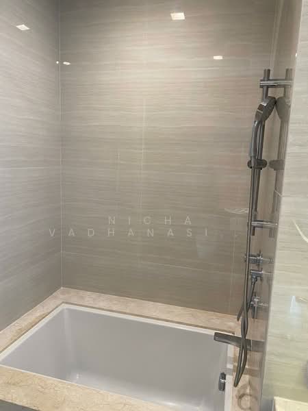 Noble BE33, Bangkok, 19 Soi Sukhumvit 33, Khlong Tan Nua, Watthana, Bangkok, 1 Bedroom, 34 sqm, Condo For Rent, by Nicha Vadhanasiriyakorn, 500220791 - DDproperty.com