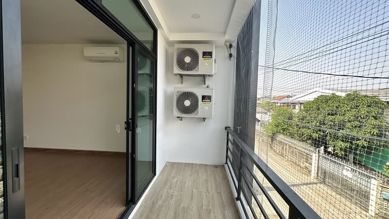 townhome in Nonthaburi, near MRT, Pracha Rat 16/2, Nonthaburi, Talat Kwan, Muang Nonthaburi, Nonthaburi, 3 Bedrooms, 150 sqm, Townhouse For Sale, by จิตติมา TT, 500220793 - DDproperty.com