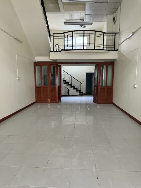 Rungkit Grand Vista : รุ่งกิจ แกรนด์ วิสต้า, กรุงเทพ, ถนนหทัยราษฏร์, มีนบุรี, มีนบุรี, กรุงเทพ, 100 ตร.ม., ทาวน์เฮ้าส์ ให้เช่า, โดย สินรัตน์ ปรีชานุกูล, 500220799 - DDproperty.com