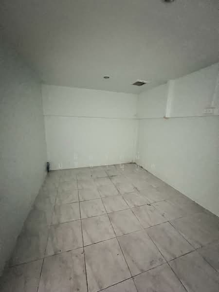 Rungkit Grand Vista, Bangkok, Hathairat Road, Min Buri, Min Buri, Bangkok, 4 Bedrooms, 100 sqm, Townhouse For Rent, by สินรัตน์ ปรีชานุกูล, 500220799 - DDproperty.com