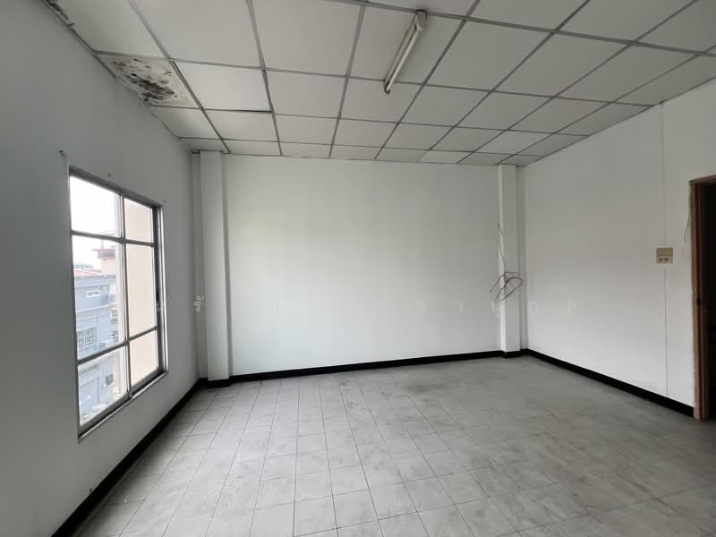 Rungkit Grand Vista : รุ่งกิจ แกรนด์ วิสต้า, กรุงเทพ, ถนนหทัยราษฏร์, มีนบุรี, มีนบุรี, กรุงเทพ, 100 ตร.ม., ทาวน์เฮ้าส์ ให้เช่า, โดย สินรัตน์ ปรีชานุกูล, 500220799 - DDproperty.com