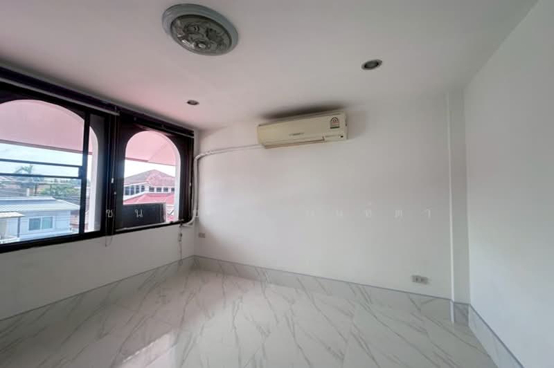 ขาย/เช่า บ้านแฝด เนื้อที่ 40 ตร.ว. หมู่บ้านปั้นทอง 3 ลาดปลาเค้า 76 แยก 3-14, กรุงเทพ, อนุสาวรีย์, บางเขน, กรุงเทพ, 235 ตร.ม., บ้านแฝด ขาย, โดย ชนะชาติ นนท์ตา, 500220826 - DDproperty.com