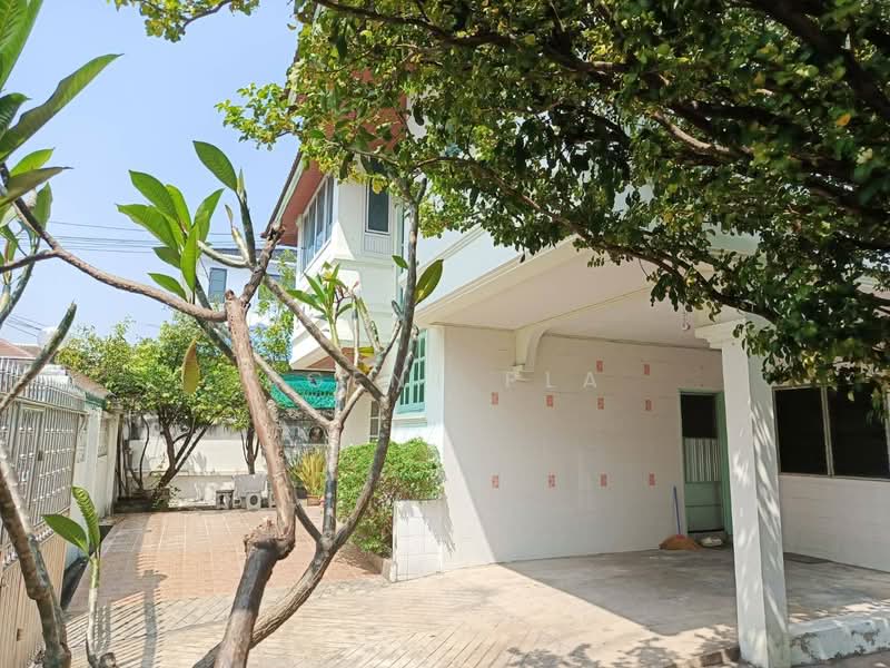 2-story detached house for rent in Ladprao, Chokchai 4 area (SPSAD3907), Bangkok, Lat Phrao, Lat Phrao, Bangkok, 4 Bedrooms, 316 sqm, Single Detached House For Rent, by Agent Pla, 500220837 - DDproperty.com