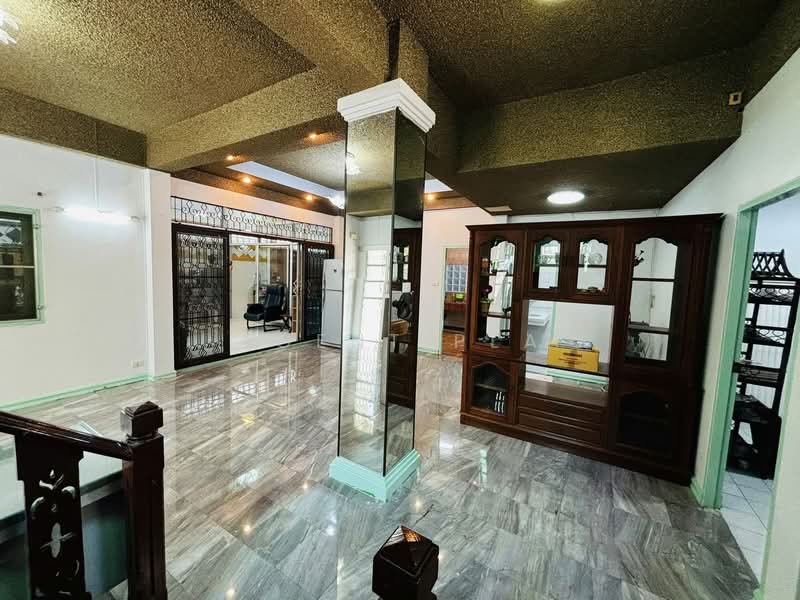 2-story detached house for rent in Ladprao, Chokchai 4 area (SPSAD3907), Bangkok, Lat Phrao, Lat Phrao, Bangkok, 4 Bedrooms, 316 sqm, Single Detached House For Rent, by Agent Pla, 500220837 - DDproperty.com