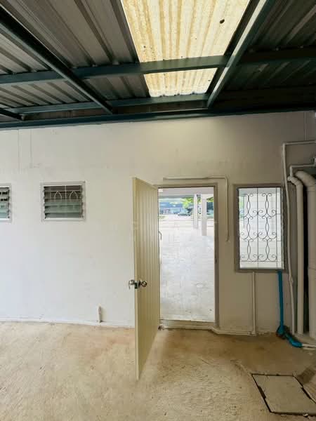 For Sale: 4.5-story Commercial Building, 4 units, 65 sqw. Prawet-Lat Krabang area., Bangkok, เฉลิมพระเกียรติ ร.9, Prawet, Prawet, Bangkok, , 1,200 sqm, Shophouse For Sale, by Suchart Roachthavilit, 500220845 - DDproperty.com