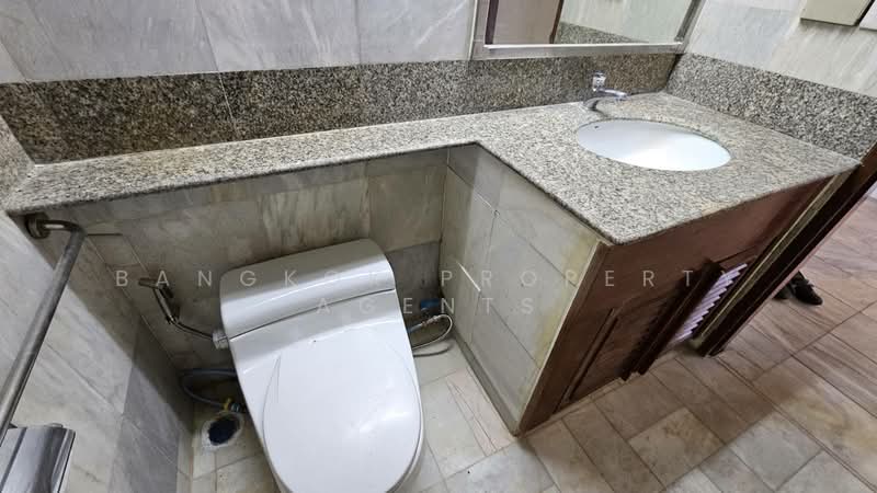 President Park Sukhumvit 24, Bangkok, 99 Sukhumvit 24 Alley, Khlongtoei Nua, Watthana, Bangkok, 3 Bedrooms, 260 sqm, Condo For Rent, by BANGKOK PROPERTY AGENTS, 500220847 - DDproperty.com