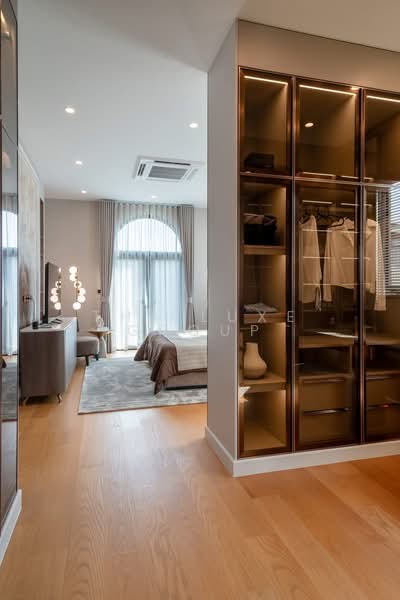 CINQ ROYAL Krungthep Kreetha, Bangkok, Pracharuamjai Road, Saphan Sung, Saphan Sung, Bangkok, 5 Bedrooms, 705 sqm, Single Detached House For Sale, by The Luxe Group, 500220878 - DDproperty.com