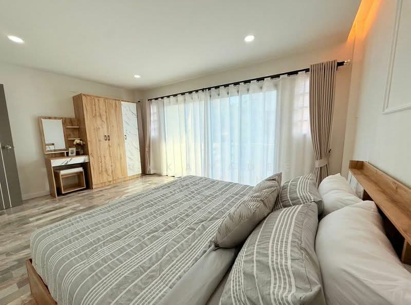 Permsiri Village, Chon Buri (Pattaya), Nong Pru, Bang Lamung (Pattaya), Chon Buri (Pattaya), 3 Bedrooms, 80 sqm, Townhouse For Sale, by Pukkawadee Thapmathi, 500220881 - DDproperty.com