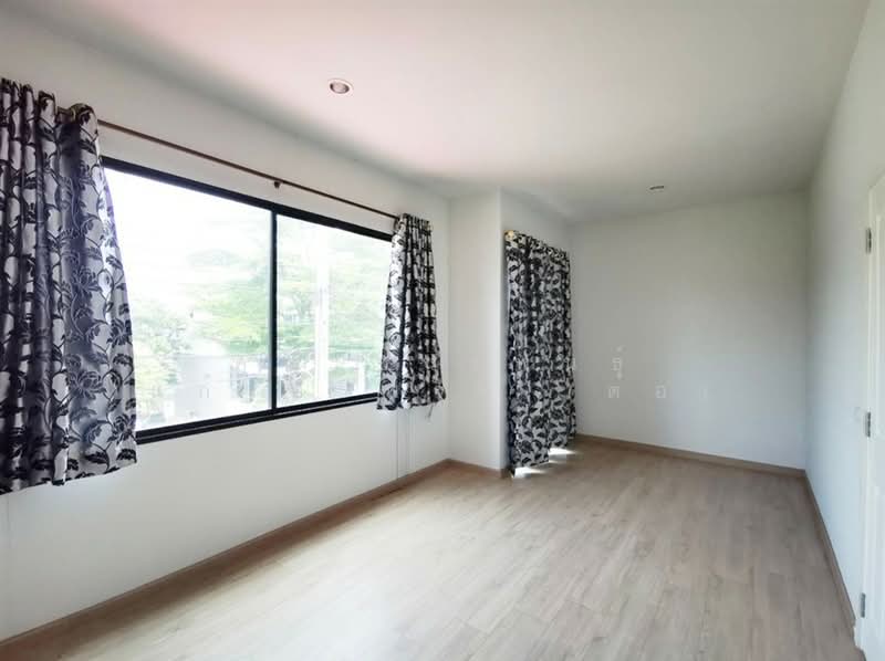 S Gate Chaengwattana-Kanjanapisek, Nonthaburi, Soi Imam Safi'i Road, Lahan, Bang Bua Thong, Nonthaburi, 3 Bedrooms, 100 sqm, Townhouse For Sale, by คุณ ชนะพันธุ์ แก้วศรีพจน์ (ต่อ), 500220984 - DDproperty.com