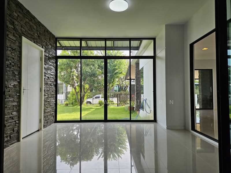 Manthana Rama 2-Thiantale, Bangkok, Bang Khun Thian-Chai Thale Road, Tha Kham, Bang Khun Thian, Bangkok, 6 Bedrooms, 292 sqm, Single Detached House For Rent, by TREBA - Ratthanatorn, 500220991 - DDproperty.com