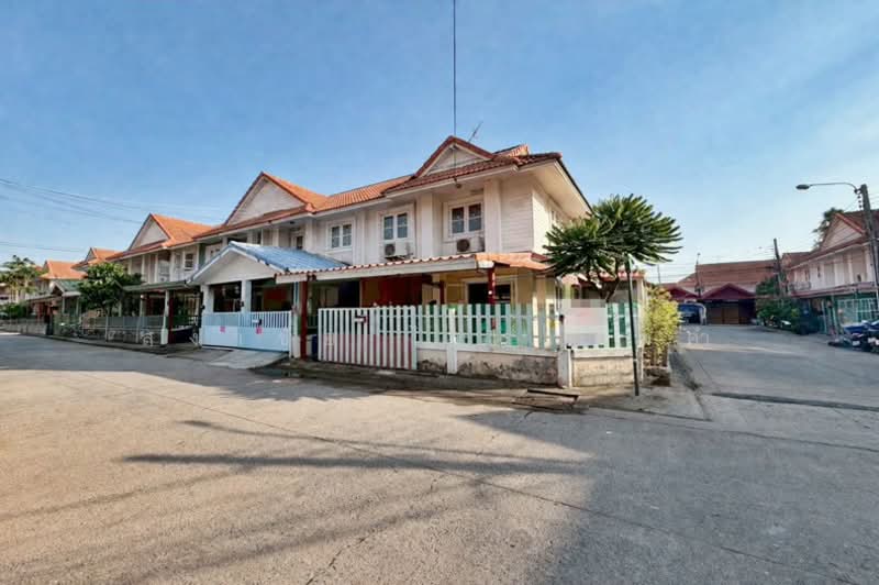 Pruksa 28/1, Samut Prakan, Praksa Road, Phreak Sa Mai, Muang Samut Prakarn, Samut Prakan, 3 Bedrooms, 140 sqm, Townhouse For Sale, by สง่าชัย ไทรทองคำ, 500221021 - DDproperty.com