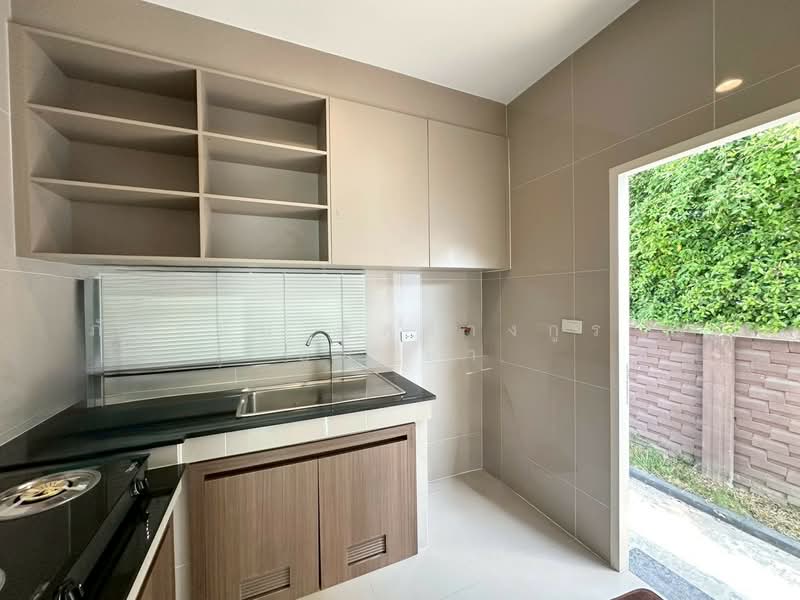 Setthasiri Wongwaen-Lamlukka, Pathum Thani, P.T.3004, Bung Kham Proi, Lam Luk Ka, Pathum Thani, 3 Bedrooms, 229 sqm, Single Detached House For Sale, by ภัทรนัน อิศรางกูร ณ อยุธยา, 500221023 - DDproperty.com