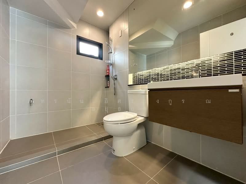 Setthasiri Wongwaen-Lamlukka, Pathum Thani, P.T.3004, Bung Kham Proi, Lam Luk Ka, Pathum Thani, 3 Bedrooms, 229 sqm, Single Detached House For Sale, by ภัทรนัน อิศรางกูร ณ อยุธยา, 500221023 - DDproperty.com