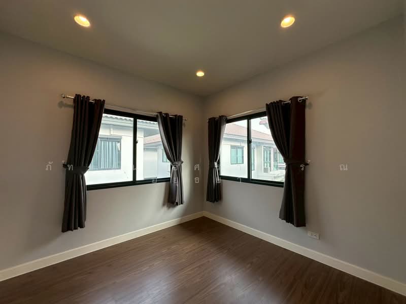 Setthasiri Wongwaen-Lamlukka : เศรษฐสิริ วงแหวน-ลำลูกกา, ปทุมธานี, ปท.3004, บึงคำพร้อย, ลำลูกกา, ปทุมธานี, 229 ตร.ม., บ้านเดี่ยว ขาย, โดย ภัทรนัน อิศรางกูร ณ อยุธยา, 500221023 - DDproperty.com