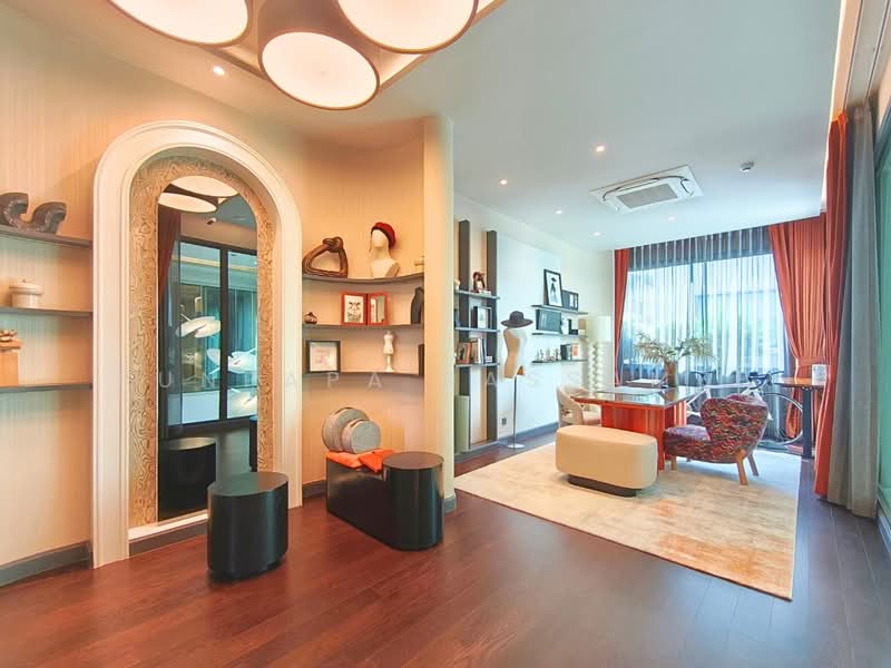 Grand Bangkok Boulevard Donmueang-Chaengwattana, Nonthaburi, Sao Thong Hin, Bang Yai, Nonthaburi, 4 Bedrooms, 450 sqm, Single Detached House For Sale, by Punpapa Rassamee, 500221036 - DDproperty.com