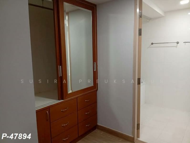 My Resort Bangkok, Bangkok, 1724 Petchaburi Road, Bang Kapi, Huai Khwang, Bangkok, 2 Bedrooms, 72 sqm, Condo For Rent, by Susira Preuksawun, 500221110 - DDproperty.com