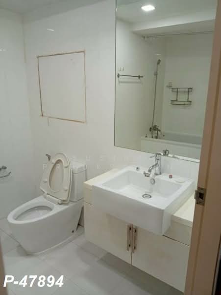 My Resort Bangkok, Bangkok, 1724 Petchaburi Road, Bang Kapi, Huai Khwang, Bangkok, 2 Bedrooms, 72 sqm, Condo For Rent, by Susira Preuksawun, 500221110 - DDproperty.com