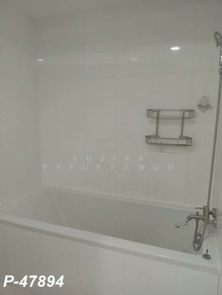 My Resort Bangkok, Bangkok, 1724 Petchaburi Road, Bang Kapi, Huai Khwang, Bangkok, 2 Bedrooms, 72 sqm, Condo For Rent, by Susira Preuksawun, 500221110 - DDproperty.com