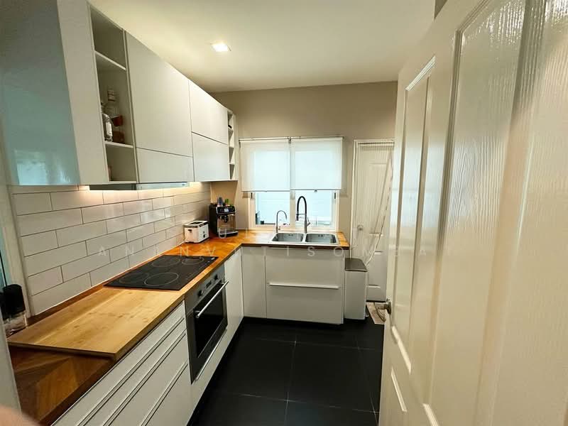 Golden Village Onnut-Pattanakan, Bangkok, Soi On Nut 65 Yak14, Prawet, Prawet, Bangkok, 4 Bedrooms, 150 sqm, Single Detached House For Sale, by Kulanat Ananvutisombat, 500221118 - DDproperty.com