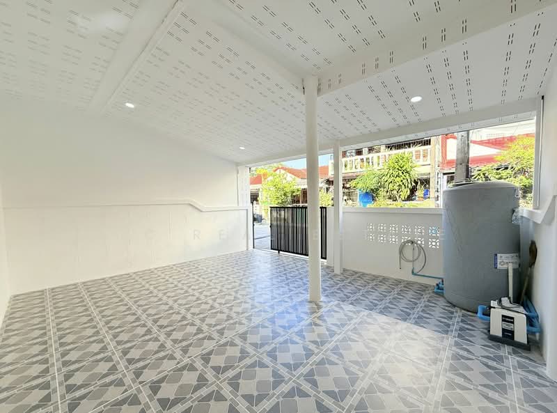 2 Bedroom Townhouse for Sale East Pattaya, Chon Buri (Pattaya), Bang Lamung, Bang Lamung (Pattaya), Chon Buri (Pattaya), 2 Bedrooms, 96 sqm, Townhouse For Sale, by PLC Real Estate, 500221163 - DDproperty.com