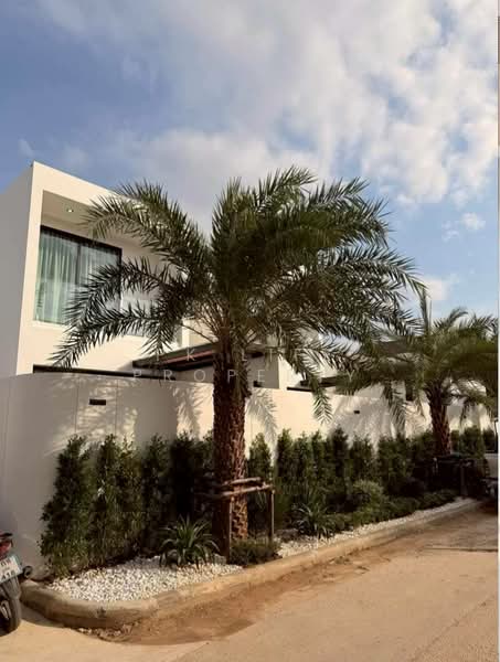 2S0241 Pool villa for sale 14,200,000 baht 2 bedroom 2 bathroom at cherngtalay, Phuket, Choeng Thale, Thalang, Phuket, 2 Bedrooms, 185 sqm, Villa For Sale, by PK LIFE Property, 500221193 - DDproperty.com