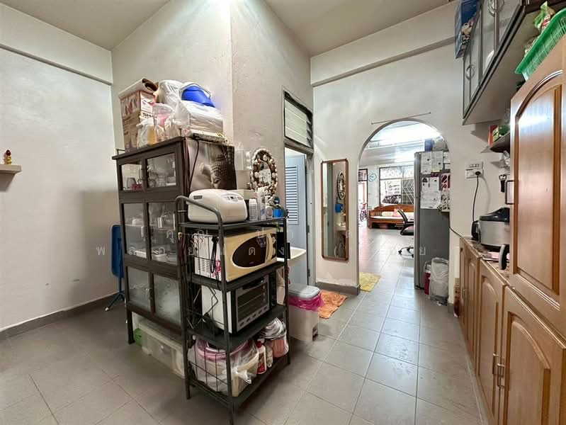 ทาวน์เฮ้าส์ 2 ชั้น 17 ตร.ว. ทาวน์เฮ้าส์ ซอยลาดพร้าววังหิน20 ถนนลาดพร้าว, กรุงเทพ, ถนนลาดพร้าว, ลาดพร้าว, ลาดพร้าว, กรุงเทพ, 90 ตร.ม., ทาวน์เฮ้าส์ ขาย, โดย คุณ ปารดา พลอยแดง (ก้อย), 500221212 - DDproperty.com