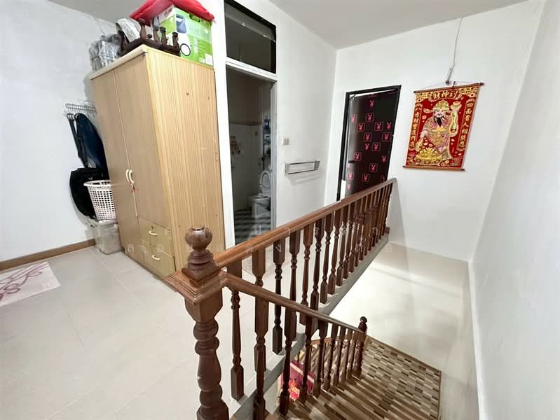 ทาวน์เฮ้าส์ 2 ชั้น 17 ตร.ว. ทาวน์เฮ้าส์ ซอยลาดพร้าววังหิน20 ถนนลาดพร้าว, กรุงเทพ, ถนนลาดพร้าว, ลาดพร้าว, ลาดพร้าว, กรุงเทพ, 90 ตร.ม., ทาวน์เฮ้าส์ ขาย, โดย คุณ ปารดา พลอยแดง (ก้อย), 500221212 - DDproperty.com