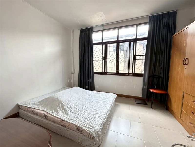 ทาวน์เฮ้าส์ 2 ชั้น 17 ตร.ว. ทาวน์เฮ้าส์ ซอยลาดพร้าววังหิน20 ถนนลาดพร้าว, Bangkok, ถนนลาดพร้าว, Lat Phrao, Lat Phrao, Bangkok, 2 Bedrooms, 90 sqm, Townhouse For Sale, by คุณ ปารดา พลอยแดง (ก้อย), 500221212 - DDproperty.com