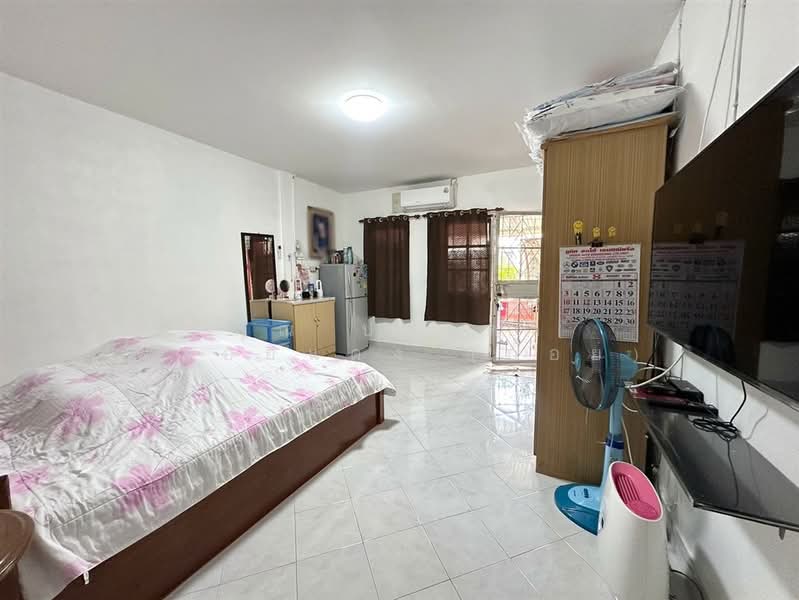 ทาวน์เฮ้าส์ 2 ชั้น 17 ตร.ว. ทาวน์เฮ้าส์ ซอยลาดพร้าววังหิน20 ถนนลาดพร้าว, กรุงเทพ, ถนนลาดพร้าว, ลาดพร้าว, ลาดพร้าว, กรุงเทพ, 90 ตร.ม., ทาวน์เฮ้าส์ ขาย, โดย คุณ ปารดา พลอยแดง (ก้อย), 500221212 - DDproperty.com